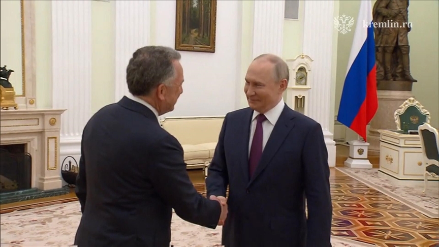 Russian President Putin Meets Trump